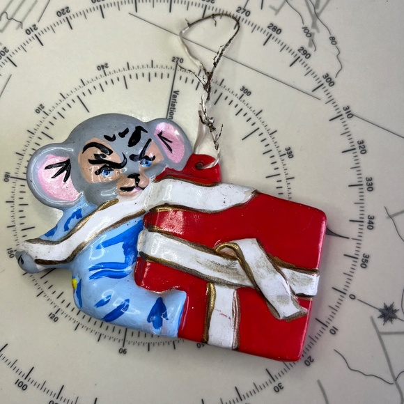 Vintage Hand Painted Ceramic Mouse and Raccoon Ornaments - Picture 8 of 9